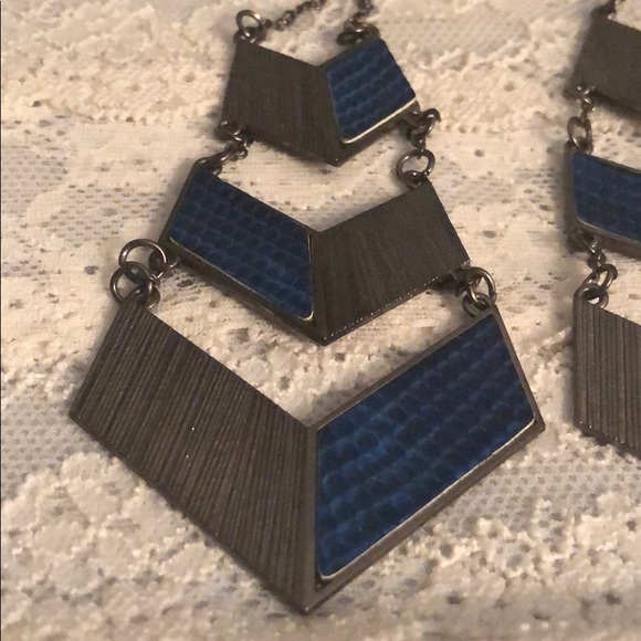 Funky Gray & Blue V Drop Earrings - Picture 5 of 5